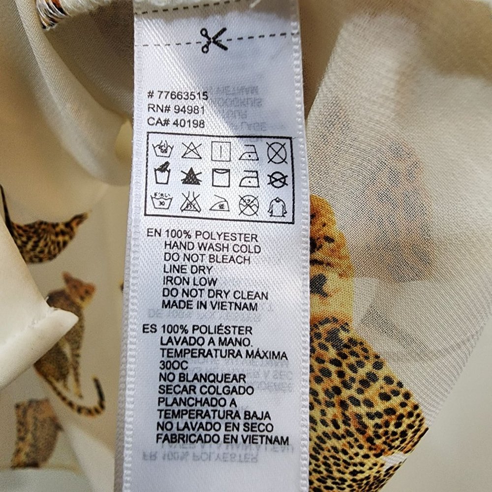 Forever 21 sheer cheetah cat print throughout long sleeve button front size S - Picture 5 of 8